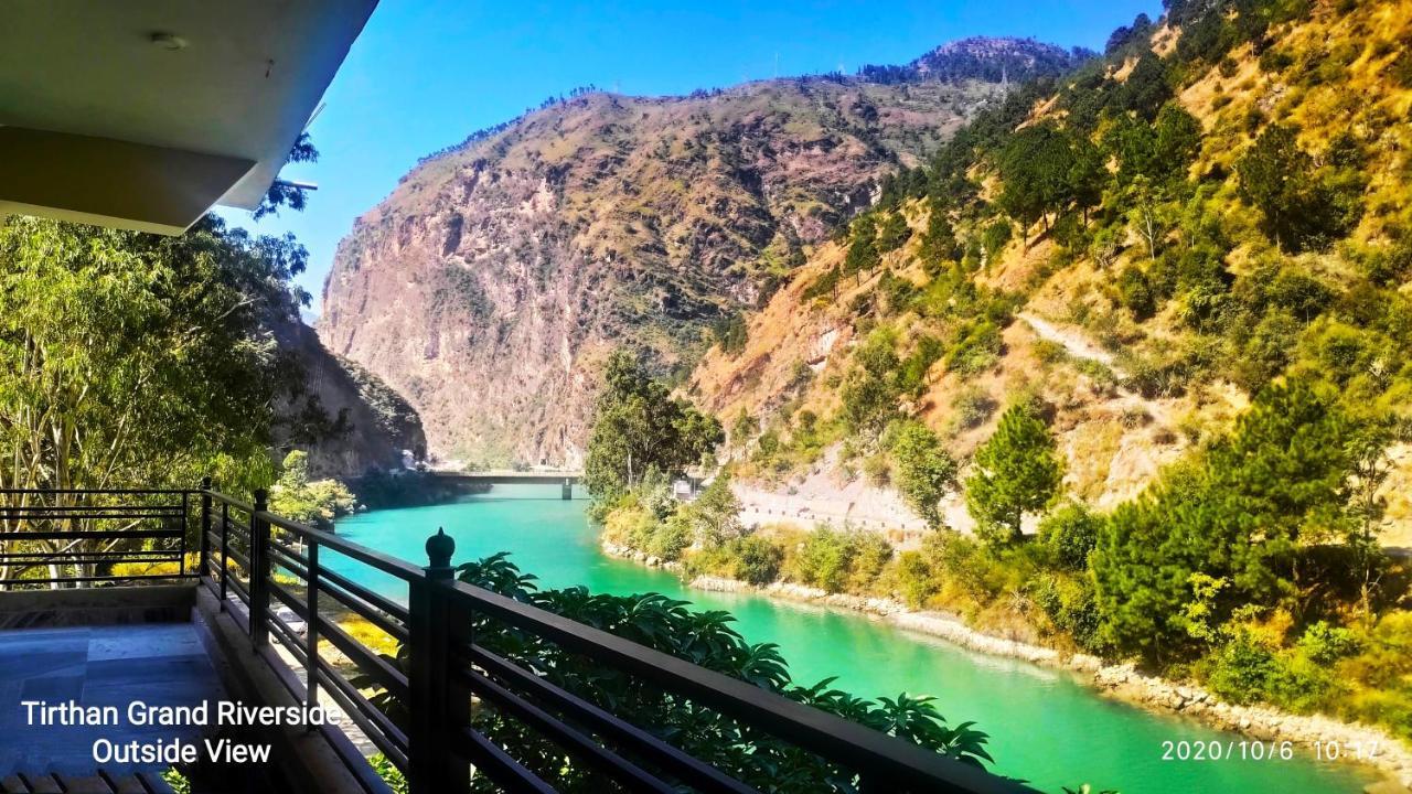 Tirthan Grand Riverside Banjār Exteriér fotografie